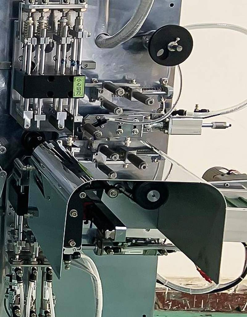 the workbench of battery winding machine